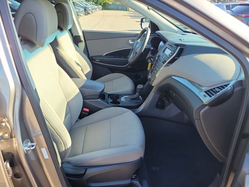 Used 2016 Hyundai Santa Fe Sport FWD image 7