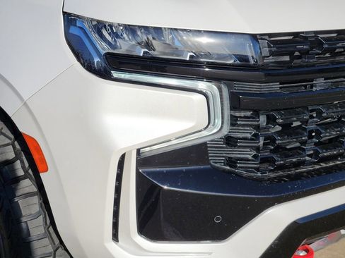 Used 2024 Chevrolet Tahoe Z71 w/ Luxury Package image 13