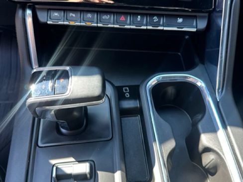 Used 2023 GMC Sierra 1500 Denali w/ Technology Package AWD/4WD image 20