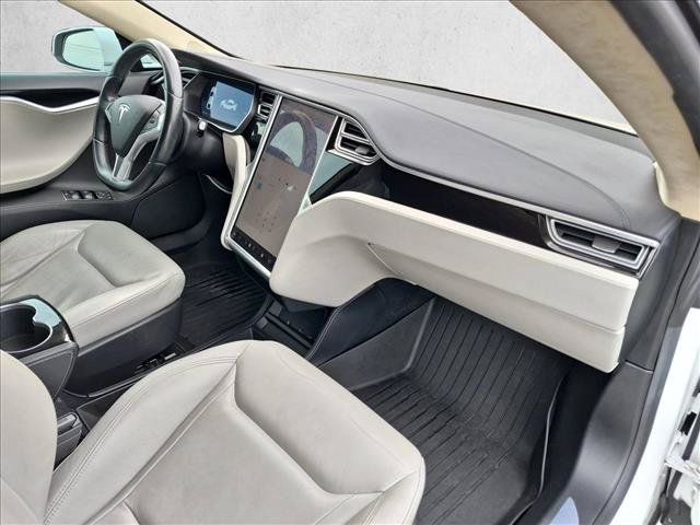 Used 2016 Tesla Model S 70 RWD image 21