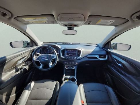 Certified 2023 GMC Terrain SLT image 31