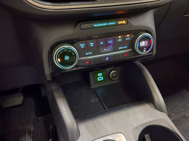 Used 2021 Ford Escape SE w/ Cold Weather Package FWD image 47