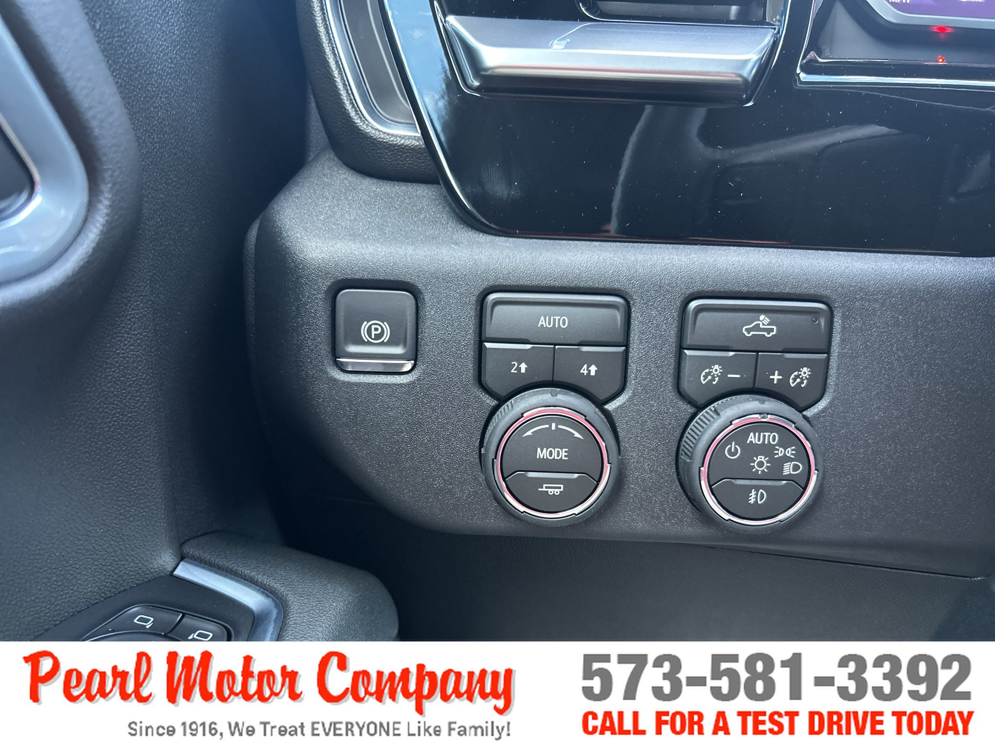 New 2026 Chevrolet Silverado 1500 RST w/ RST Select Package AWD/4WD image 14