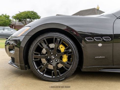 Used 2011 Maserati GranTurismo S RWD image 4