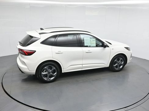 Certified 2023 Ford Escape ST-Line w/ Tech Pack #1 image 41