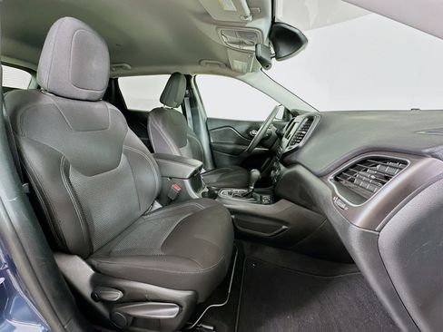 Used 2021 Jeep Cherokee Latitude image 29