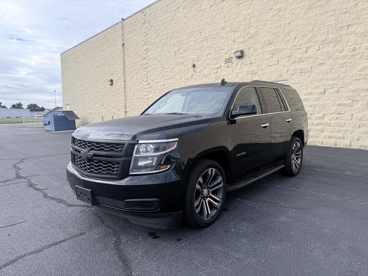 Used 2015 Chevrolet Tahoe LT w/ Max Trailering Package AWD/4WD image 1