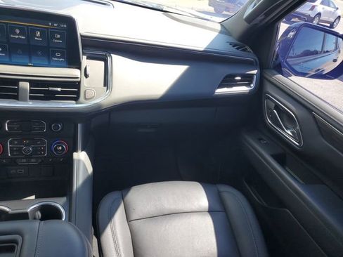 Used 2024 Chevrolet Tahoe Z71 w/ Luxury Package image 32