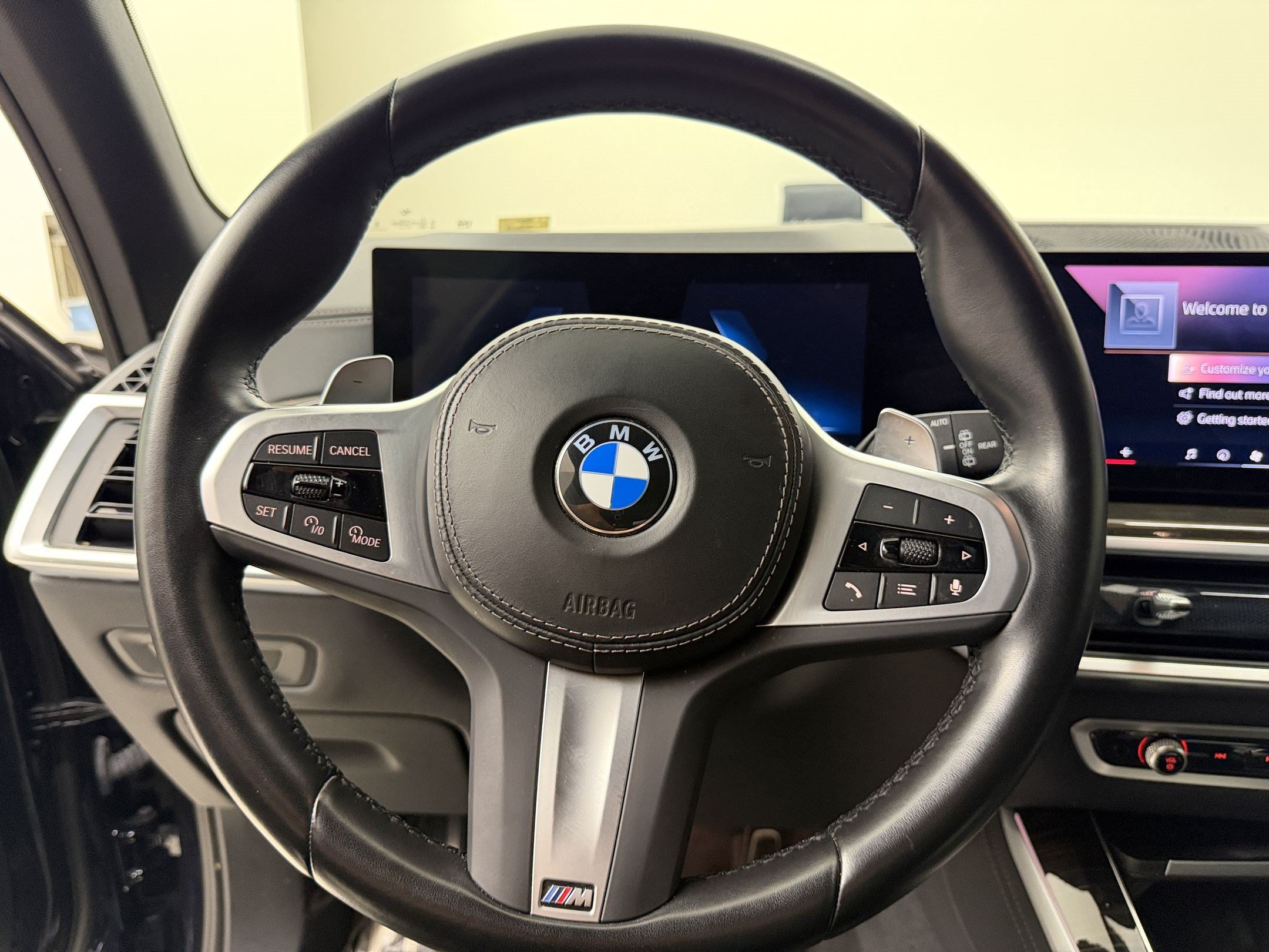 Used 2024 BMW X5 sDrive40i w/ M Sport Package RWD image 11