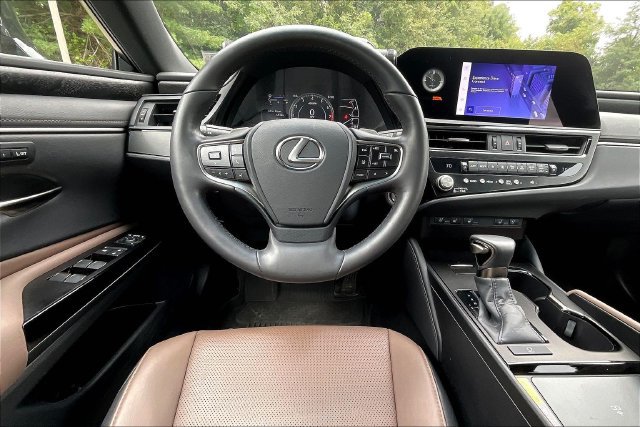 Certified 2024 Lexus ES 350 w/ Premium Package FWD image 8