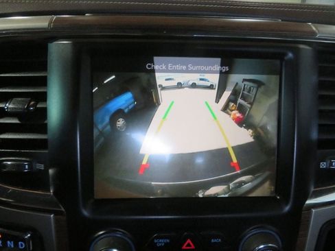 Used 2014 RAM 1500 Laramie w/ Convenience Group image 44