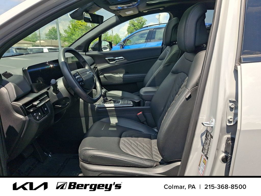 Certified 2026 Kia Sportage X-Line w/ X-Line Technology Package AWD/4WD image 16