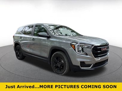 Used 2024 GMC Terrain SLE