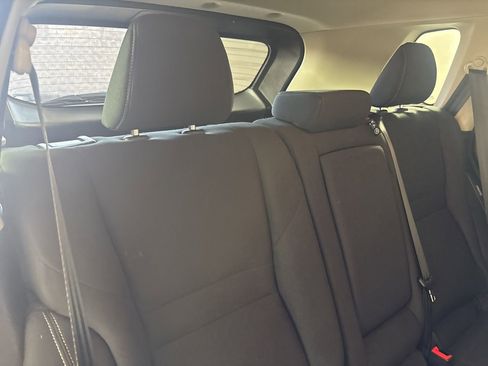 Used 2023 Nissan Rogue S image 27