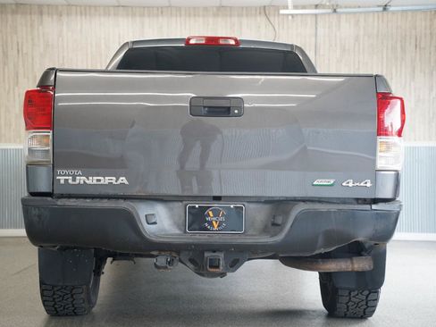 Used 2012 Toyota Tundra 4x4 Double Cab w/ Tow Pkg image 9