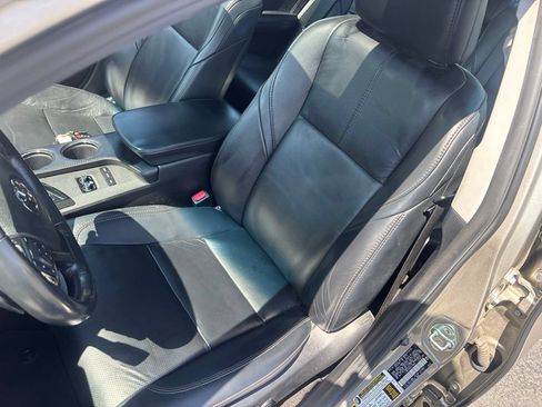 Used 2015 Toyota Avalon Limited FWD image 17