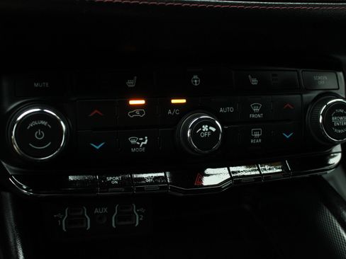 Used 2021 Dodge Durango R/T w/ Blacktop Package AWD/4WD image 44