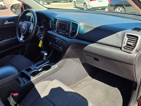 Used 2019 Kia Sportage LX image 15