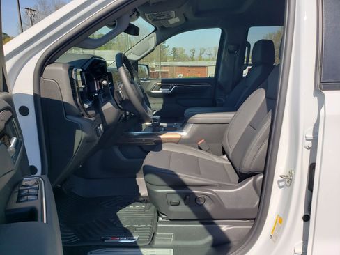 New 2026 Chevrolet Silverado 1500 LT image 28