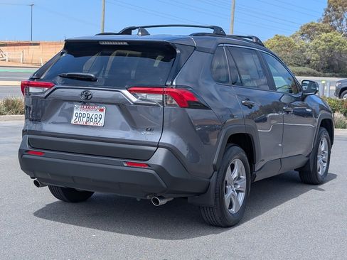 Used 2025 Toyota RAV4 LE AWD/4WD image 13