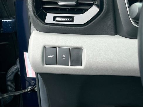 Used 2025 Honda Pilot EX-L image 10