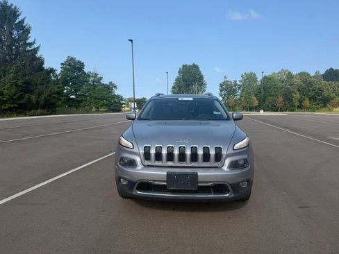 Used 2016 Jeep Cherokee Limited w/ Safetytec Group AWD/4WD image 8
