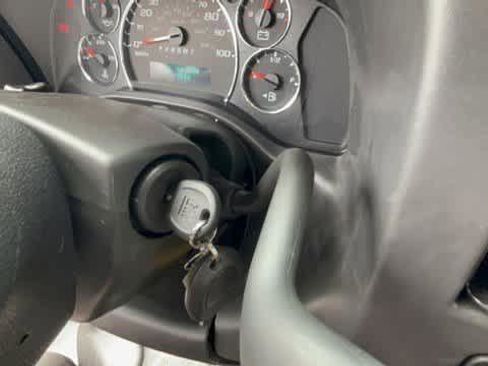 New 2025 Chevrolet Express 2500 w/ Driver Convenience Package RWD image 10