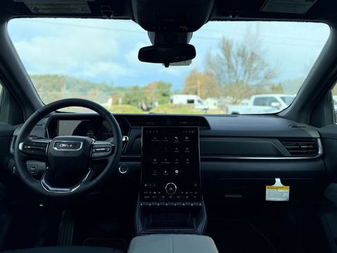 New 2026 GMC Terrain AT4 w/ Convenience Package III image 17