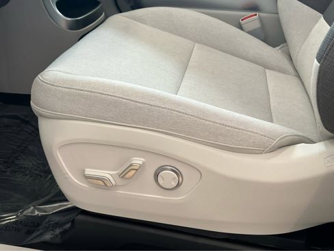 New 2026 Hyundai Ioniq 9 SE AWD/4WD image 28