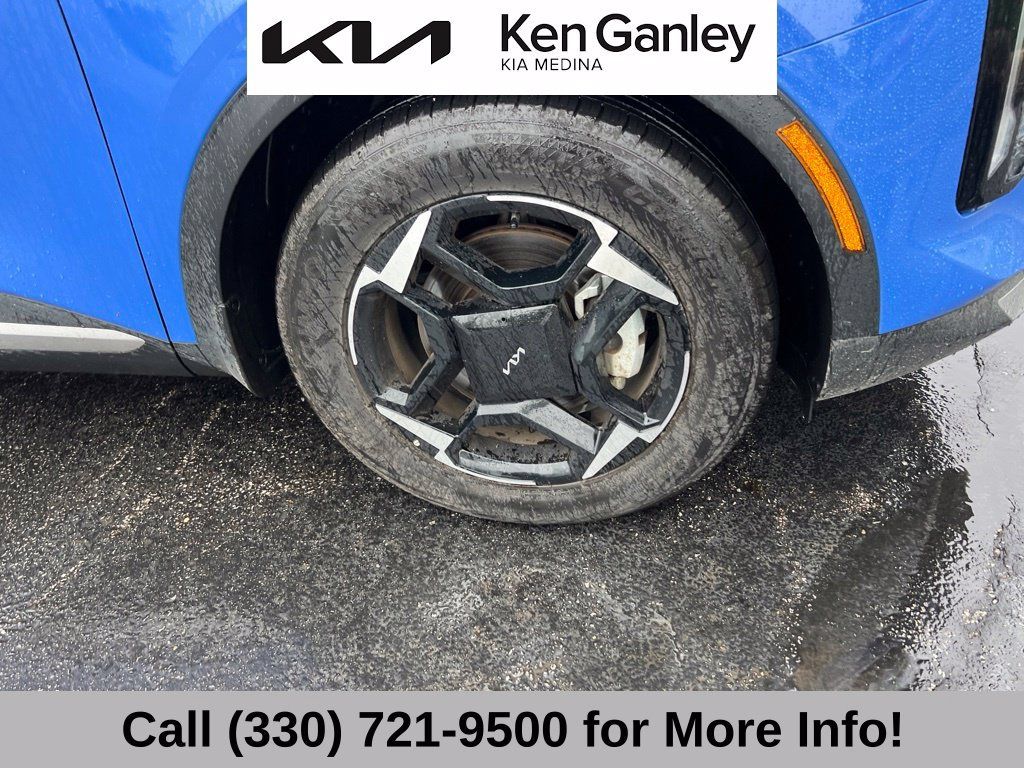 Certified 2026 Kia Sportage EX w/ EX Panorama Roof Package FWD image 20