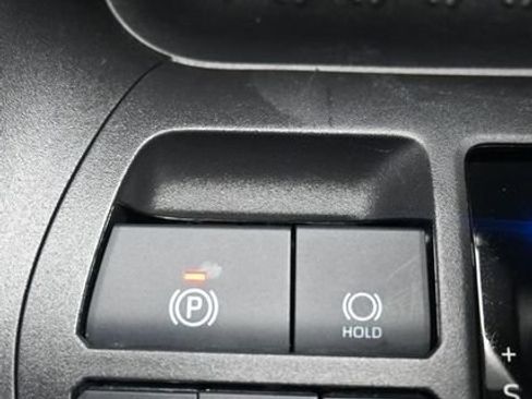 Used 2025 Toyota RAV4 XLE w/ Convenience Package FWD image 32