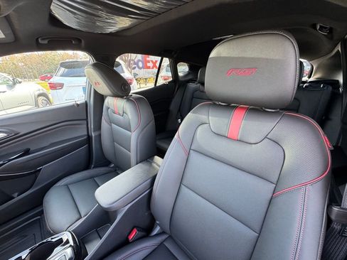 New 2026 Chevrolet Trax RS w/ Sunroof Package image 12