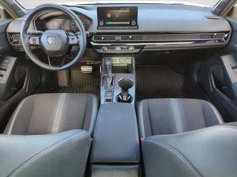 Used 2023 Honda Civic Sport image 16