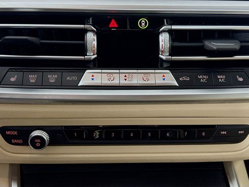 Used 2022 BMW 330i Sedan w/ Premium Package 2 image 16