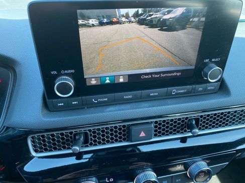 Used 2023 Honda Civic Sport image 23