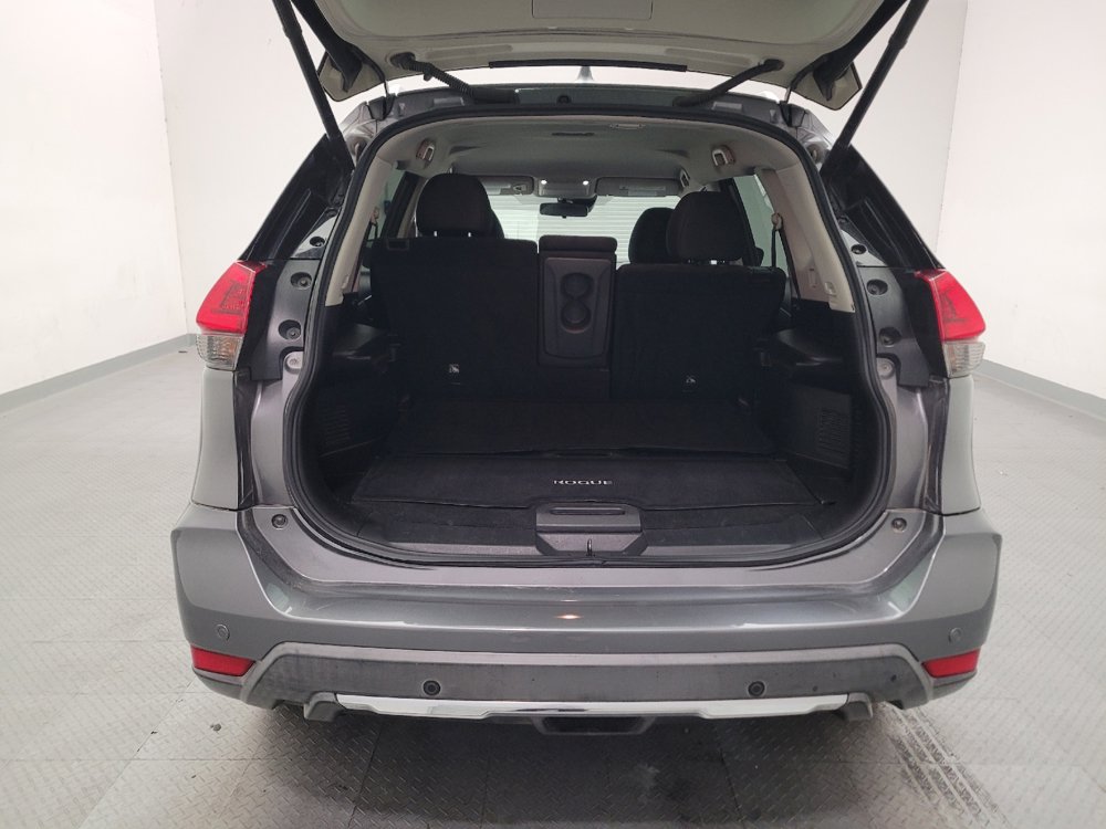 Used 2019 Nissan Rogue SV FWD image 29