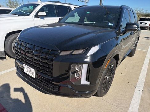 Used 2025 Hyundai Palisade Calligraphy image 1