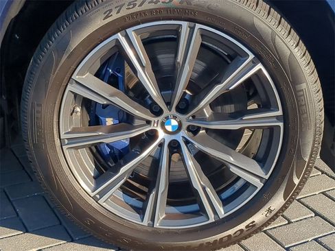 Used 2021 BMW X5 xDrive45e w/ M Sport Package image 12