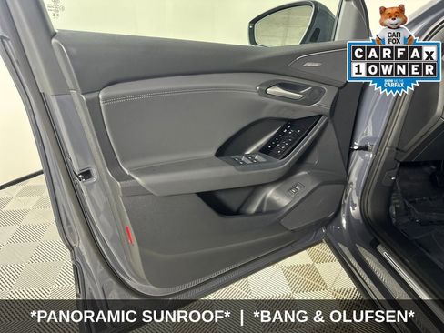 Used 2025 Audi Q6 e-tron Premium Plus image 13