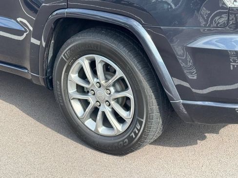 Used 2016 Jeep Grand Cherokee Overland AWD/4WD image 10