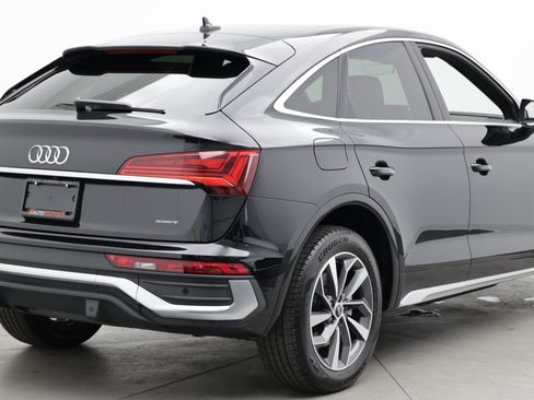 Used 2023 Audi Q5 2.0T Premium Plus w/ Premium Plus Package AWD/4WD image 8