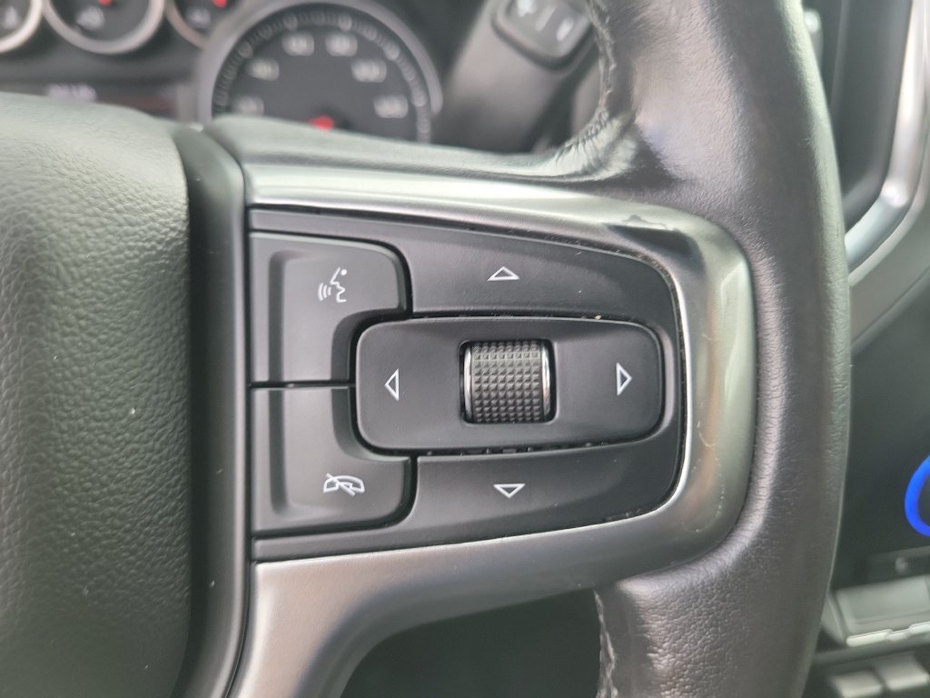Used 2020 Chevrolet Silverado 1500 RST AWD/4WD image 5