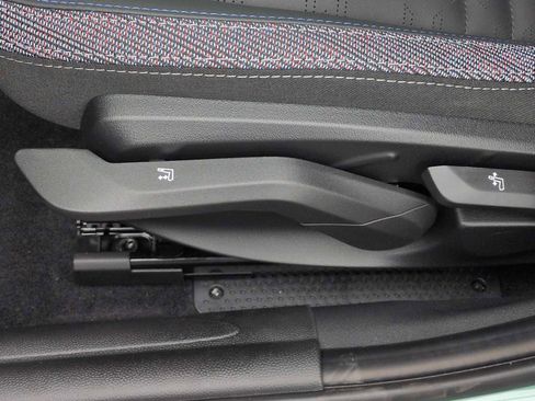 New 2026 MINI Cooper S image 17