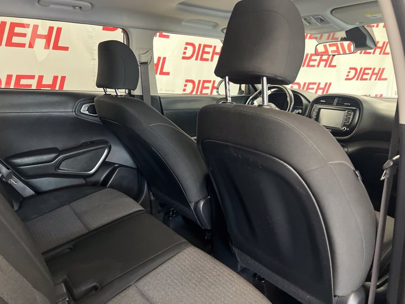 Used 2020 Kia Soul GT-Line w/ GT 2.0L Power Sunroof Package FWD image 12