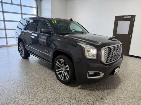 Used 2017 GMC Yukon Denali w/ Open Road Package AWD/4WD image 2