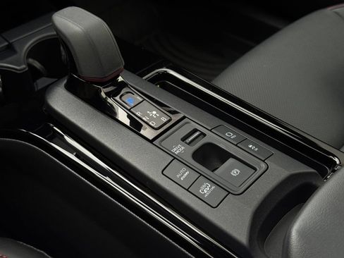 Certified 2024 Toyota Prius Prime FWD image 22