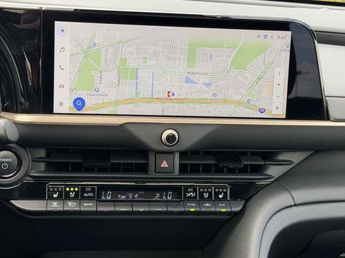 Certified 2026 Toyota Crown Platinum AWD/4WD image 16