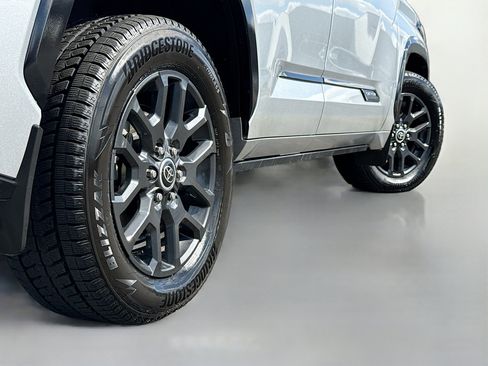 Used 2023 Toyota Sequoia Platinum image 16