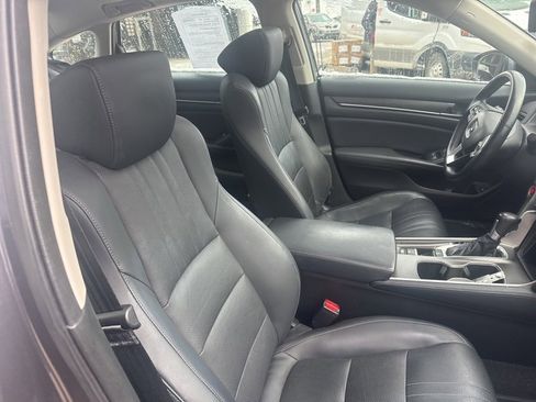 Used 2018 Honda Accord EX-L image 10