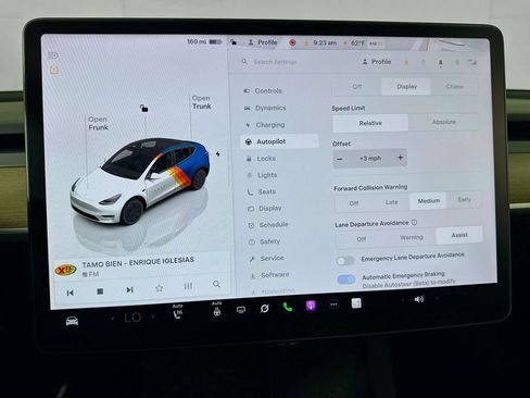 Used 2022 Tesla Model Y Long Range AWD/4WD image 15